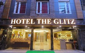 Hotel Glitz New Delhi 3*